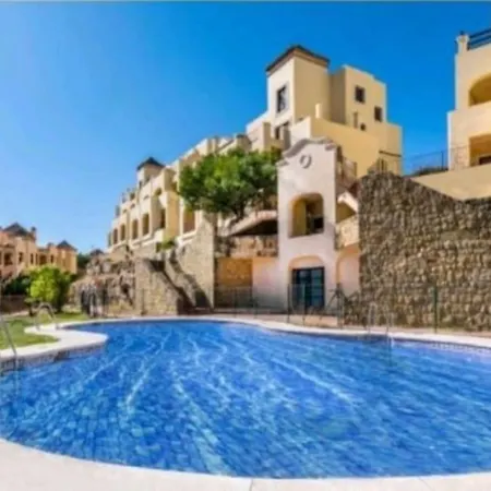 Piso En Urbanizacion Dona Lucia Apartment Estepona